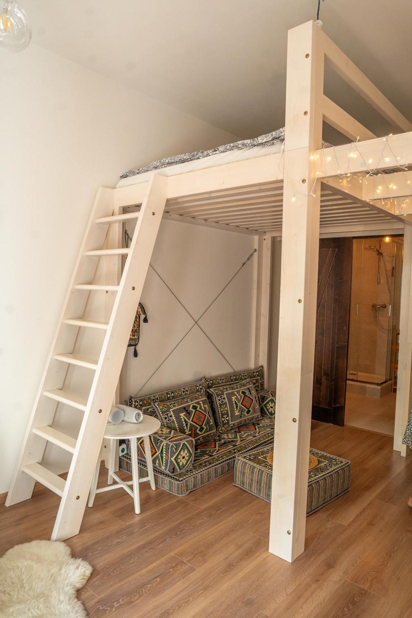 Apartman Spaleny Mlyn Lisnice Екстериор снимка