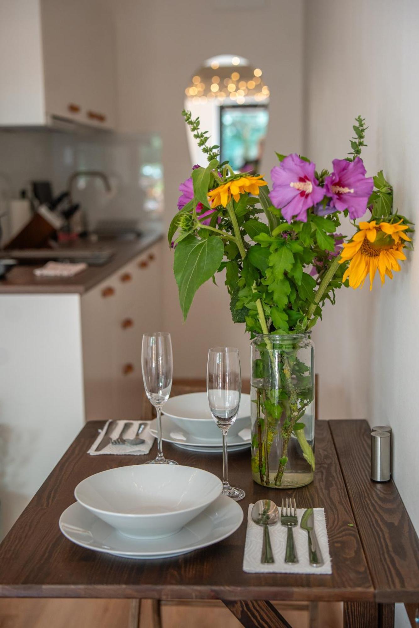 Apartman Spaleny Mlyn Lisnice Екстериор снимка